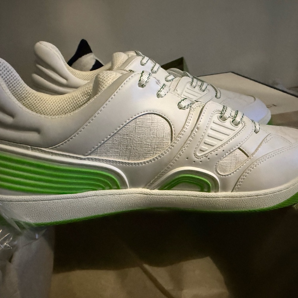 Gucci men White and Green Sneakers size 13